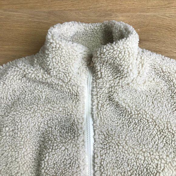 Shein Ladies Wool Blend Cropped Jacket Beige Size Small Faux Fur Sherpa - Picture 3 of 12